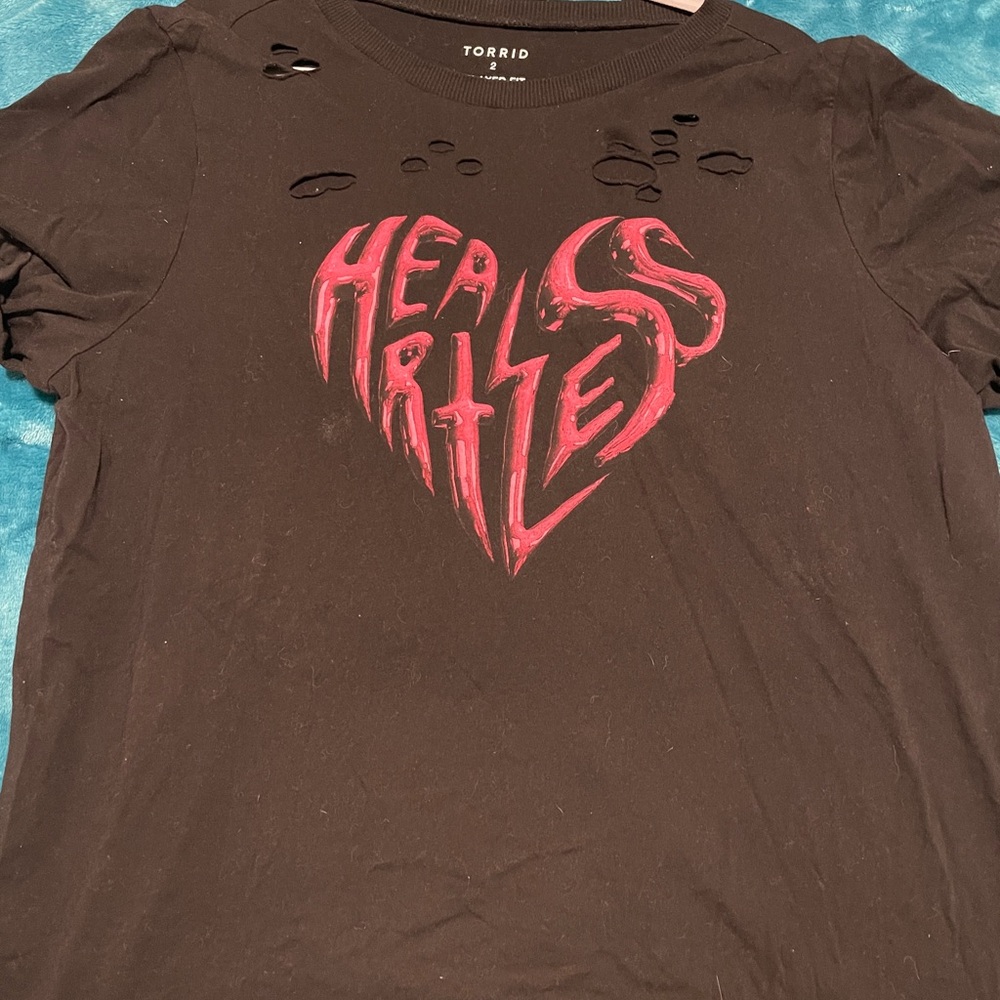 TORRID - RELAXED FIT TEE